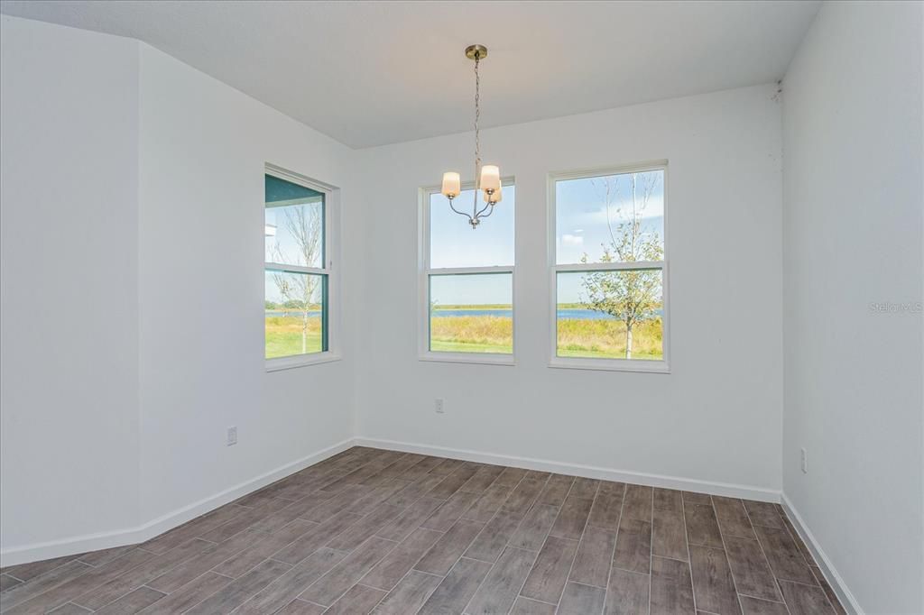 待售: $334,990 (4 贝兹, 2 浴室, 1758 平方英尺)