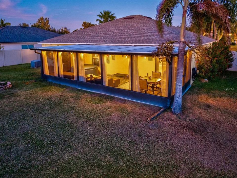 En Venta: $409,900 (3 camas, 2 baños, 1844 Pies cuadrados)