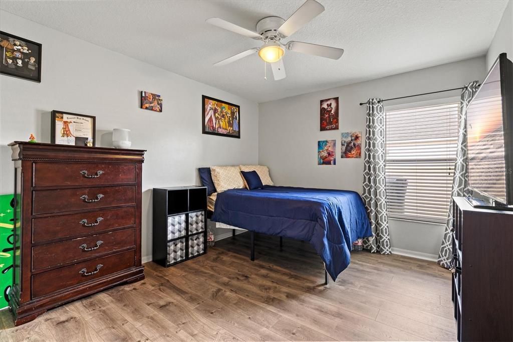 En Venta: $409,900 (3 camas, 2 baños, 1844 Pies cuadrados)