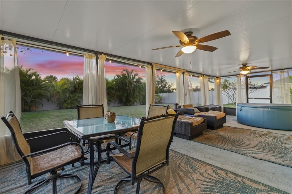 En Venta: $409,900 (3 camas, 2 baños, 1844 Pies cuadrados)