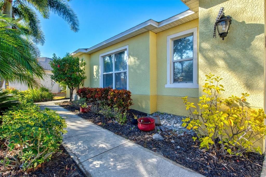 En Venta: $409,900 (3 camas, 2 baños, 1844 Pies cuadrados)