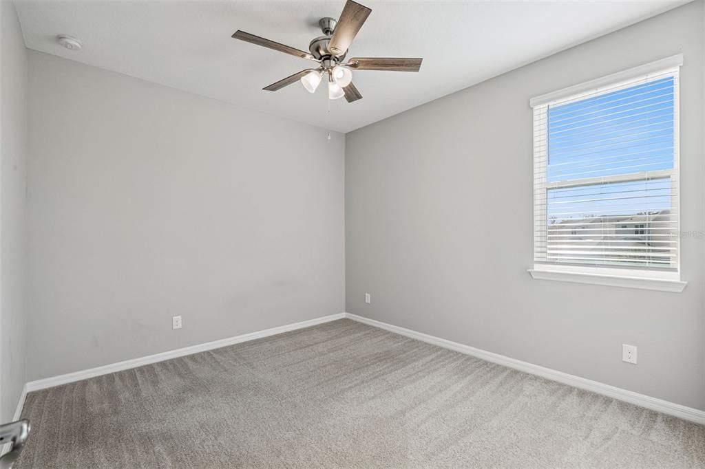 En Venta: $650,000 (5 camas, 4 baños, 2500 Pies cuadrados)