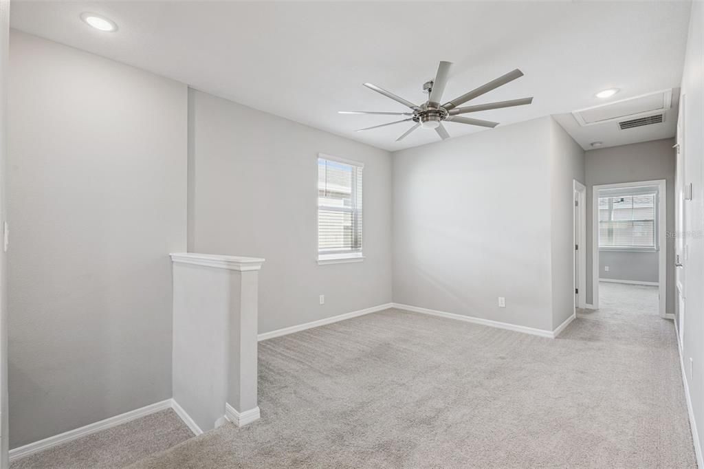 En Venta: $650,000 (5 camas, 4 baños, 2500 Pies cuadrados)