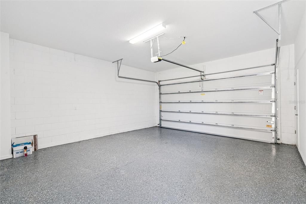 En Venta: $650,000 (5 camas, 4 baños, 2500 Pies cuadrados)