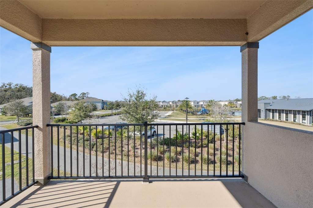 En Venta: $650,000 (5 camas, 4 baños, 2500 Pies cuadrados)