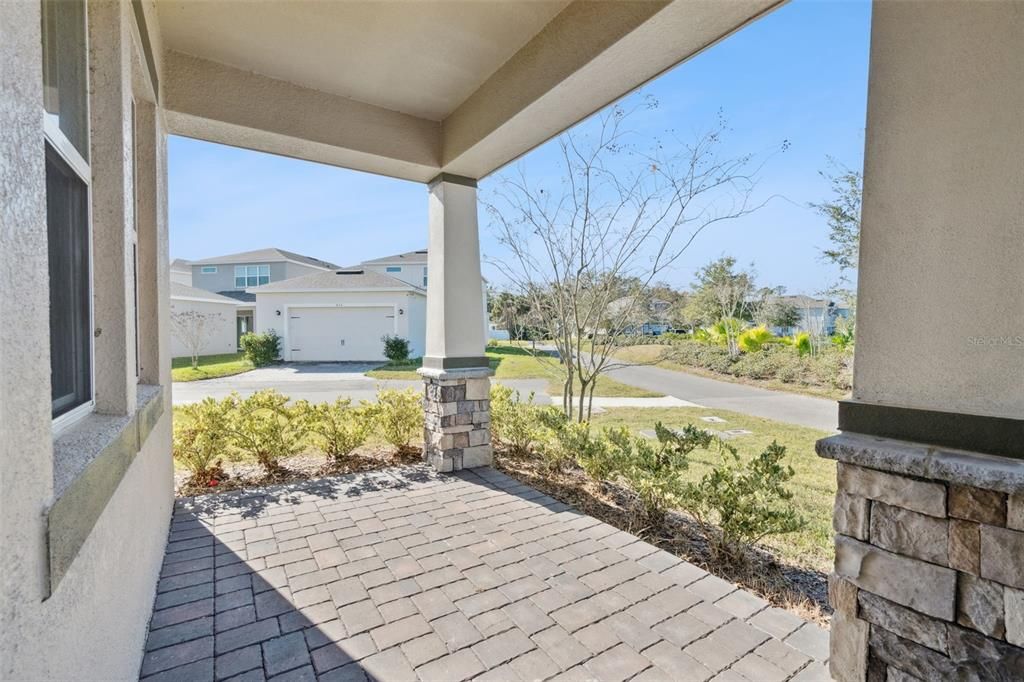 En Venta: $650,000 (5 camas, 4 baños, 2500 Pies cuadrados)