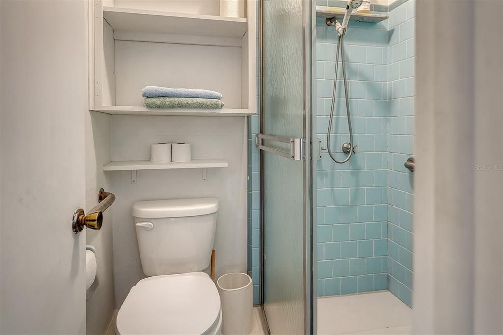 待售: $309,000 (3 贝兹, 1 浴室, 1250 平方英尺)