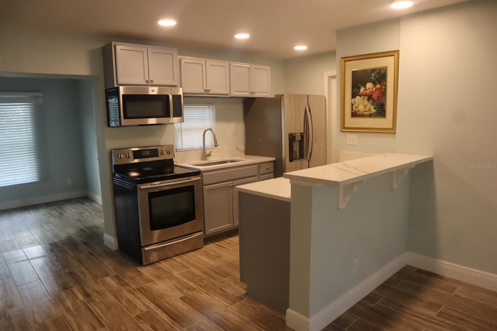 For Sale: $360,000 (4 beds, 2 baths, 1727 Square Feet)