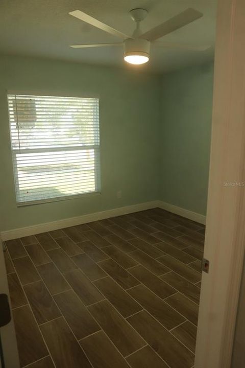 For Sale: $360,000 (4 beds, 2 baths, 1727 Square Feet)