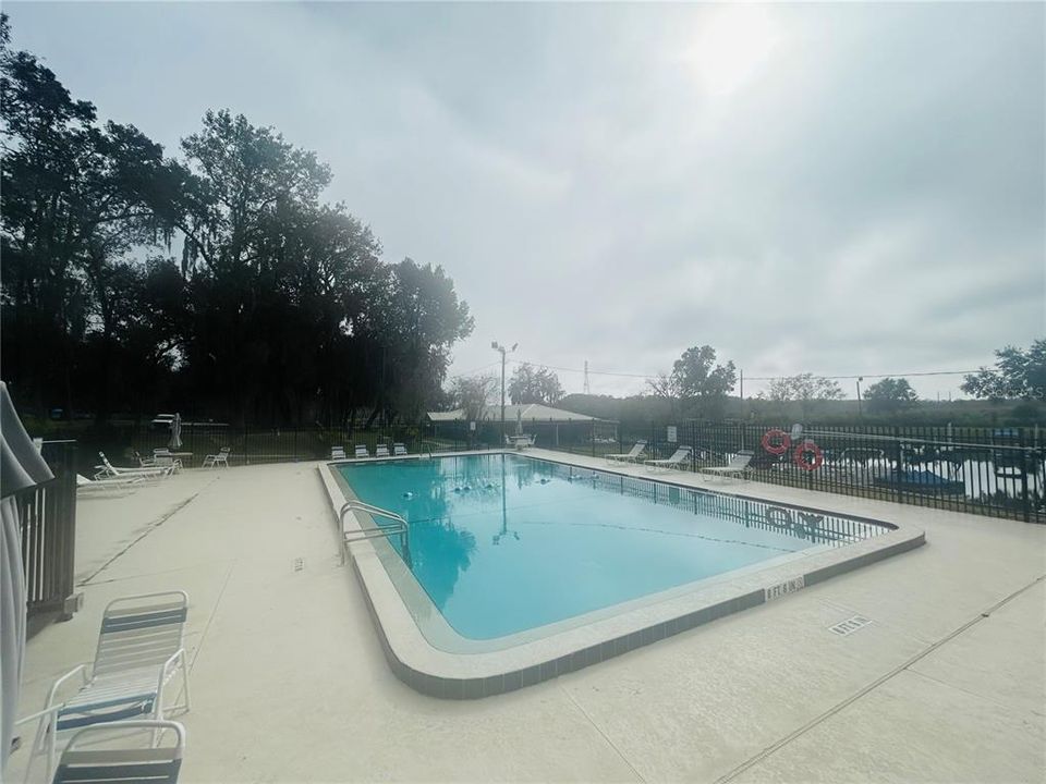 На продажу: $124,998 (2 спален, 2 ванн, 768 Квадратных фут)