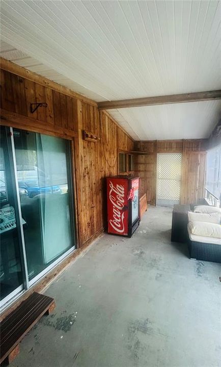 На продажу: $124,998 (2 спален, 2 ванн, 768 Квадратных фут)