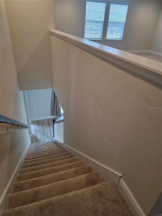 For Rent: $3,500 (5 beds, 4 baths, 3573 Square Feet)