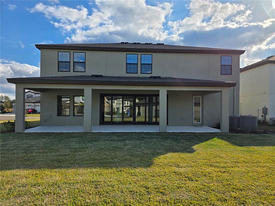 For Rent: $3,500 (5 beds, 4 baths, 3573 Square Feet)