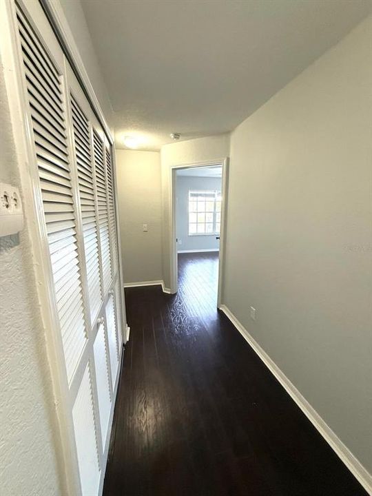 待售: $225,000 (2 贝兹, 2 浴室, 1328 平方英尺)