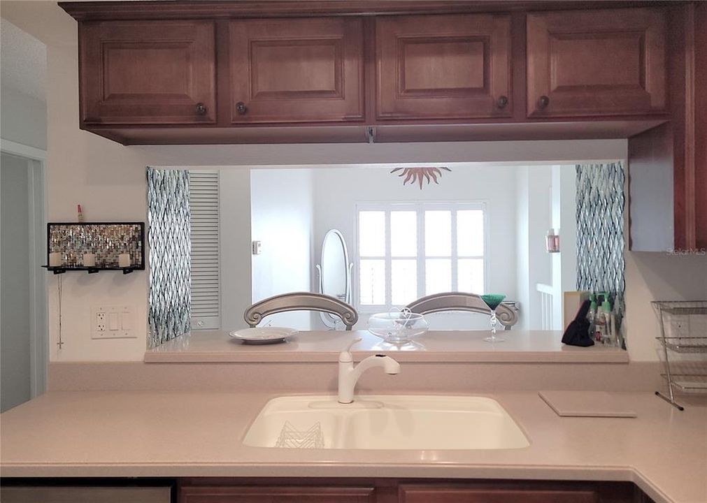 На продажу: $285,000 (3 спален, 2 ванн, 1517 Квадратных фут)