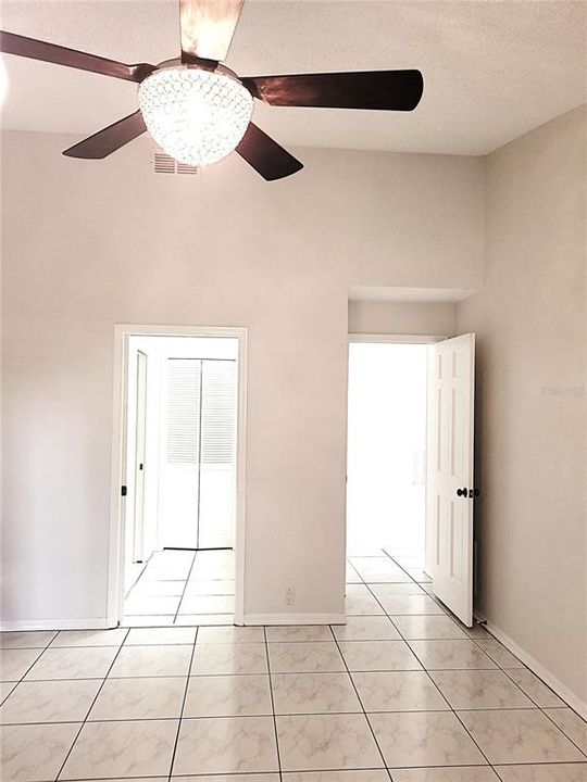 На продажу: $285,000 (3 спален, 2 ванн, 1517 Квадратных фут)