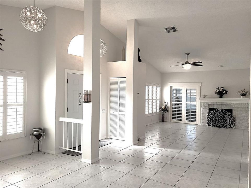 На продажу: $285,000 (3 спален, 2 ванн, 1517 Квадратных фут)