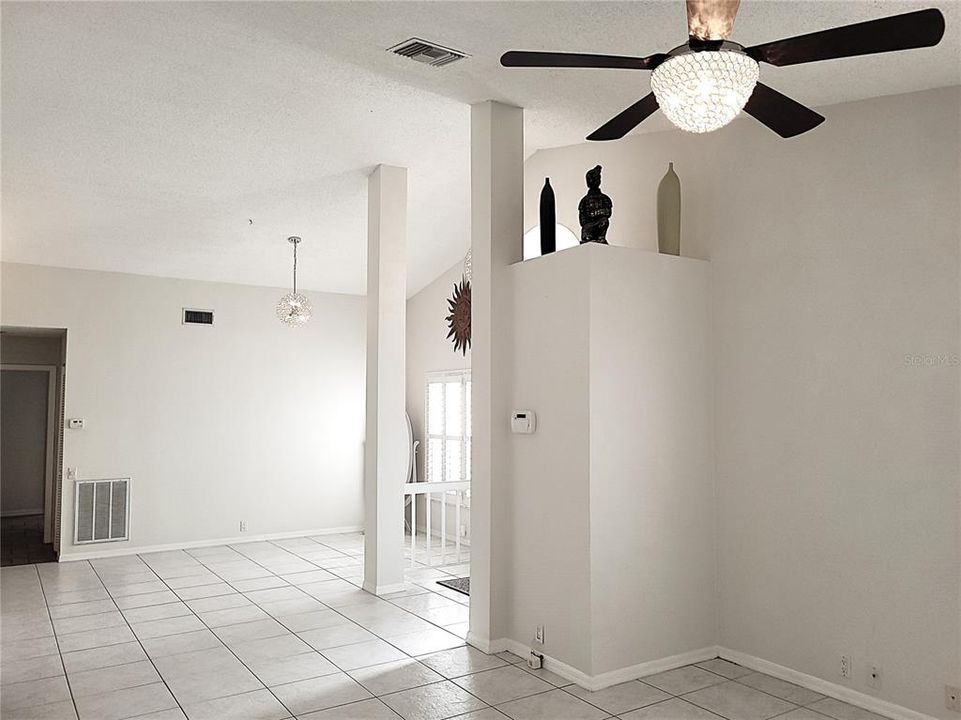 На продажу: $285,000 (3 спален, 2 ванн, 1517 Квадратных фут)