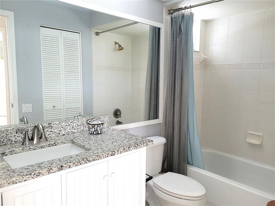 На продажу: $285,000 (3 спален, 2 ванн, 1517 Квадратных фут)