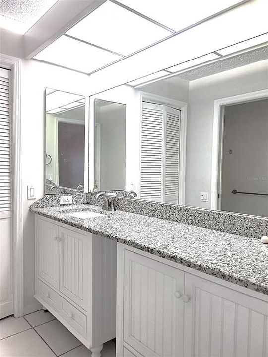 На продажу: $285,000 (3 спален, 2 ванн, 1517 Квадратных фут)