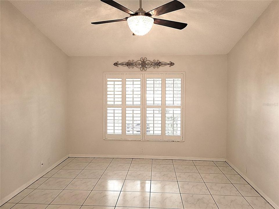 На продажу: $285,000 (3 спален, 2 ванн, 1517 Квадратных фут)