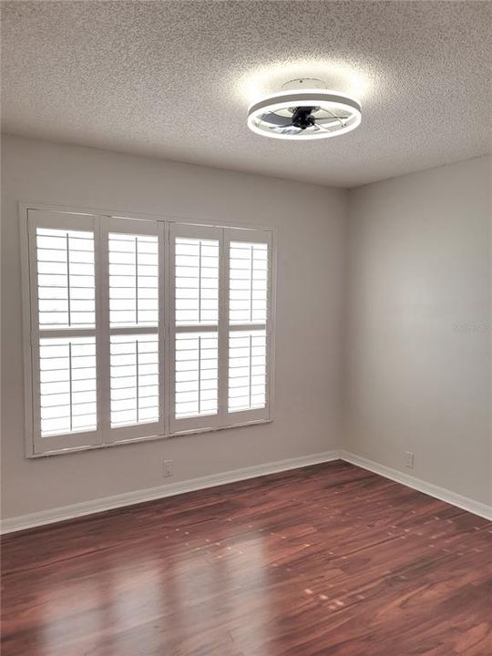 На продажу: $285,000 (3 спален, 2 ванн, 1517 Квадратных фут)