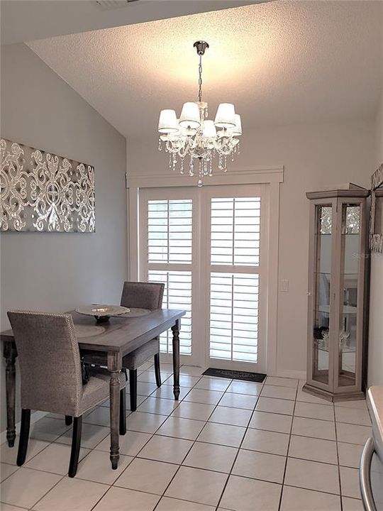 На продажу: $285,000 (3 спален, 2 ванн, 1517 Квадратных фут)