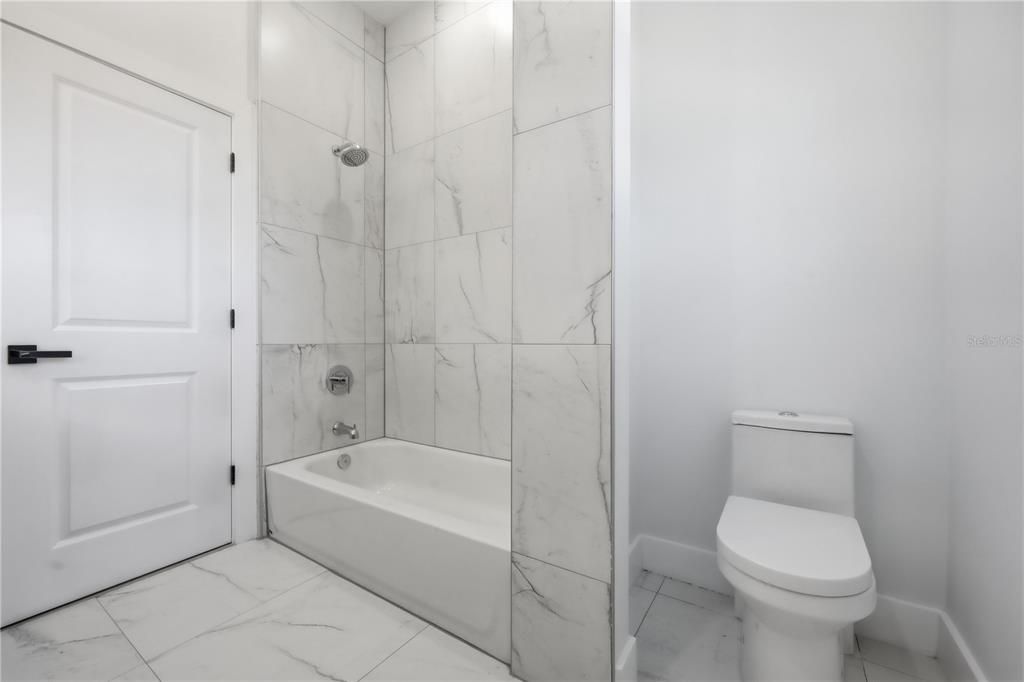 待售: $779,900 (4 贝兹, 3 浴室, 3044 平方英尺)