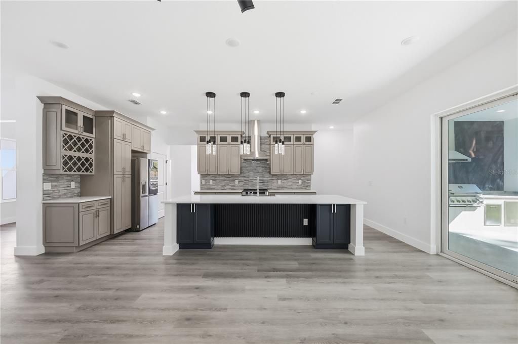 待售: $779,900 (4 贝兹, 3 浴室, 3044 平方英尺)