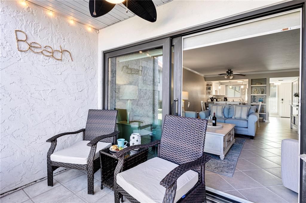 En Venta: $540,000 (2 camas, 2 baños, 1080 Pies cuadrados)