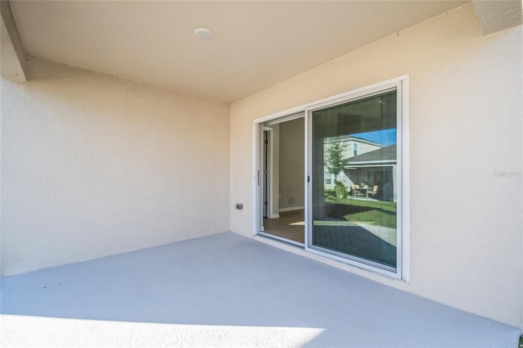 На продажу: $299,000 (3 спален, 2 ванн, 1615 Квадратных фут)