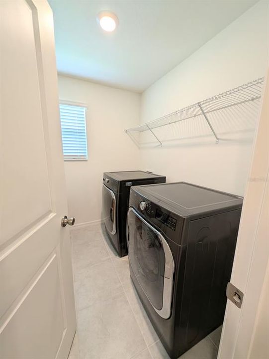 En Renta: $3,300 (4 camas, 3 baños, 3389 Pies cuadrados)