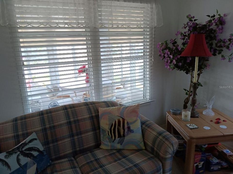 En Venta: $242,000 (2 camas, 1 baños, 1056 Pies cuadrados)