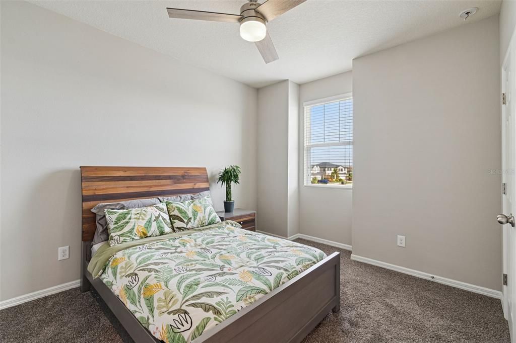 出租: $3,500 (4 贝兹, 3 浴室, 2634 平方英尺)