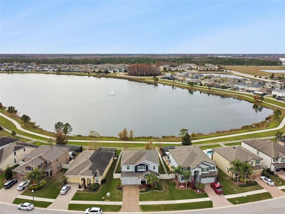 出租: $3,500 (4 贝兹, 3 浴室, 2634 平方英尺)