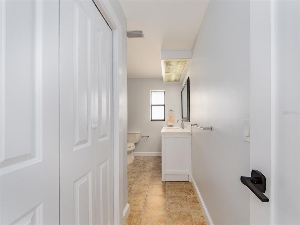 出租: $3,600 (2 贝兹, 2 浴室, 1682 平方英尺)