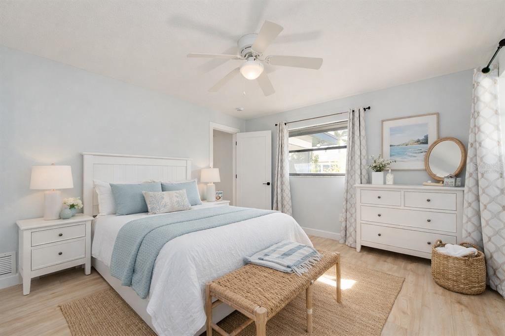 出租: $3,600 (2 贝兹, 2 浴室, 1682 平方英尺)