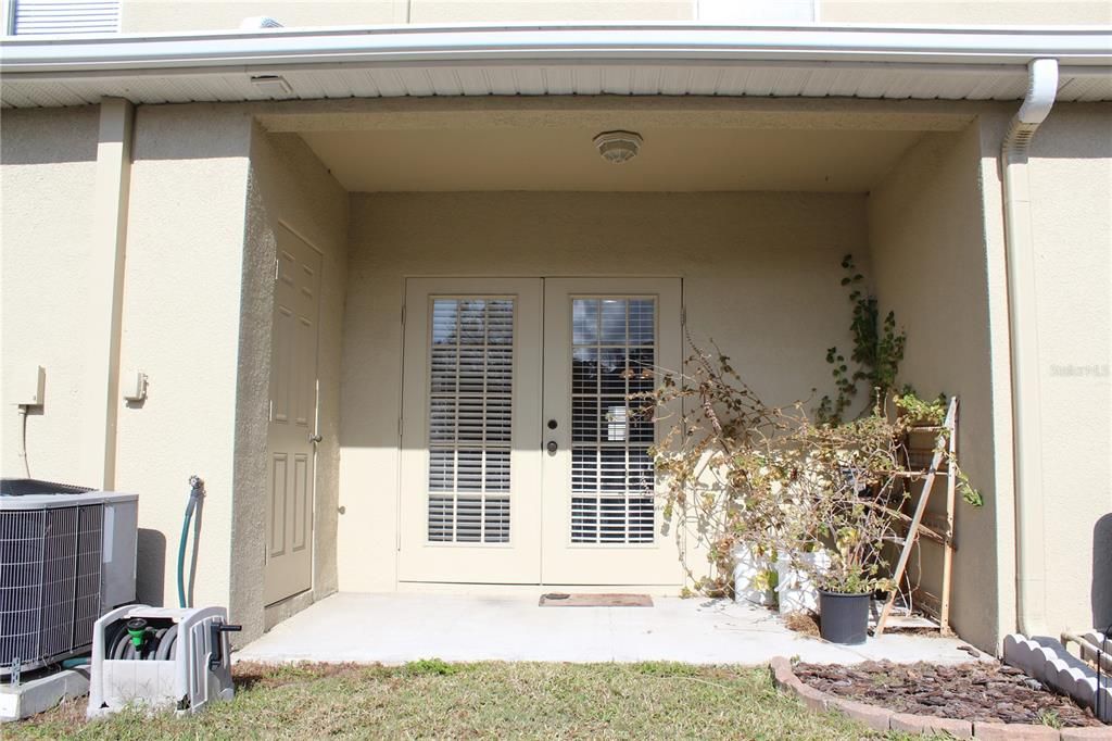 For Rent: $1,800 (2 beds, 2 baths, 1240 Square Feet)
