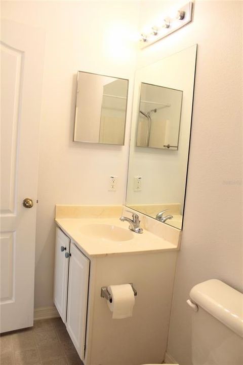 For Rent: $1,800 (2 beds, 2 baths, 1240 Square Feet)