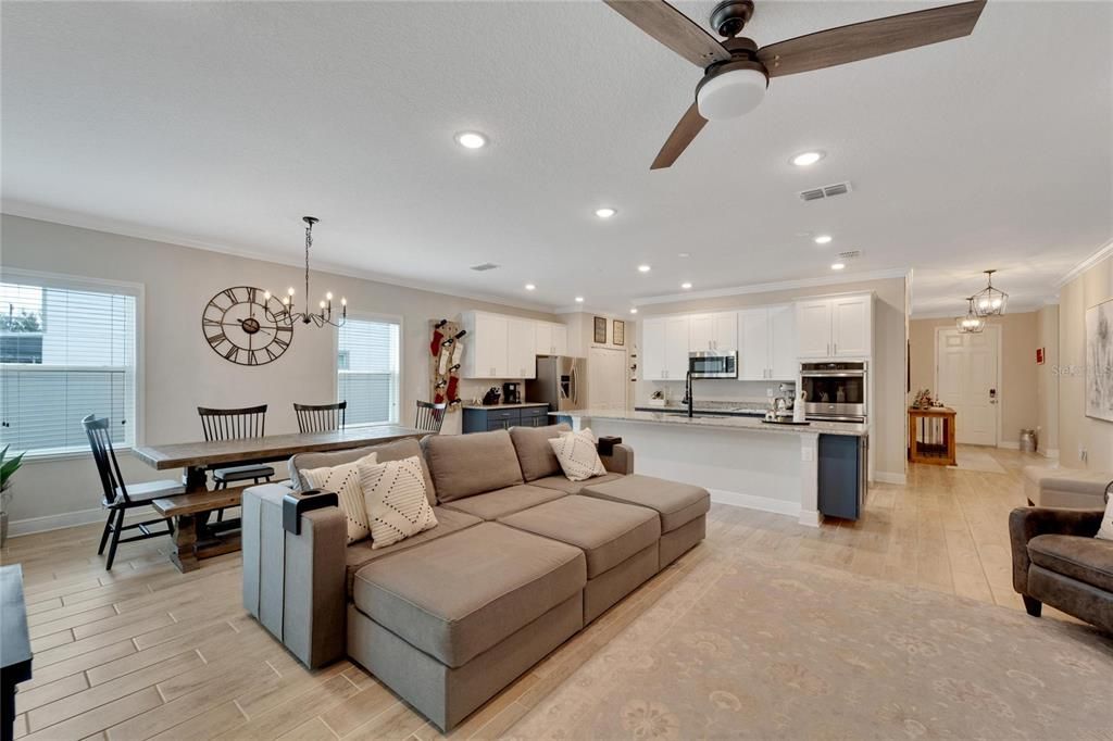 В аренду: $2,800 (3 спален, 2 ванн, 1970 Квадратных фут)