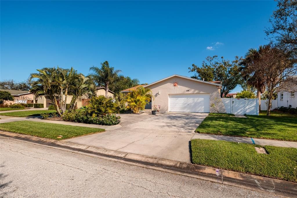 待售: $529,000 (3 贝兹, 2 浴室, 1432 平方英尺)