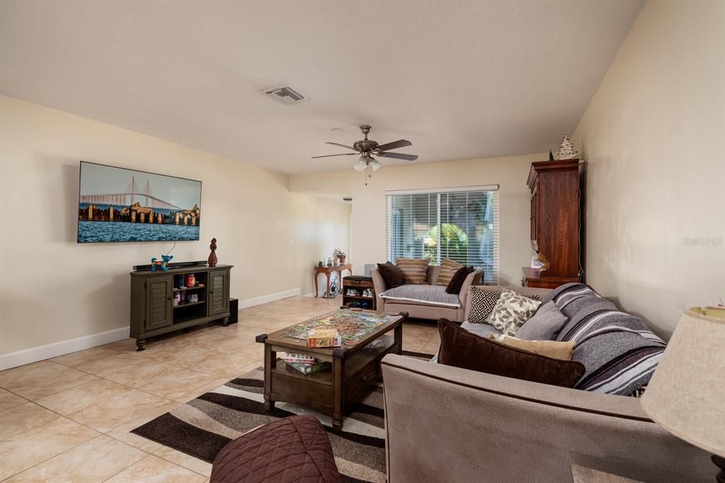 待售: $529,000 (3 贝兹, 2 浴室, 1432 平方英尺)