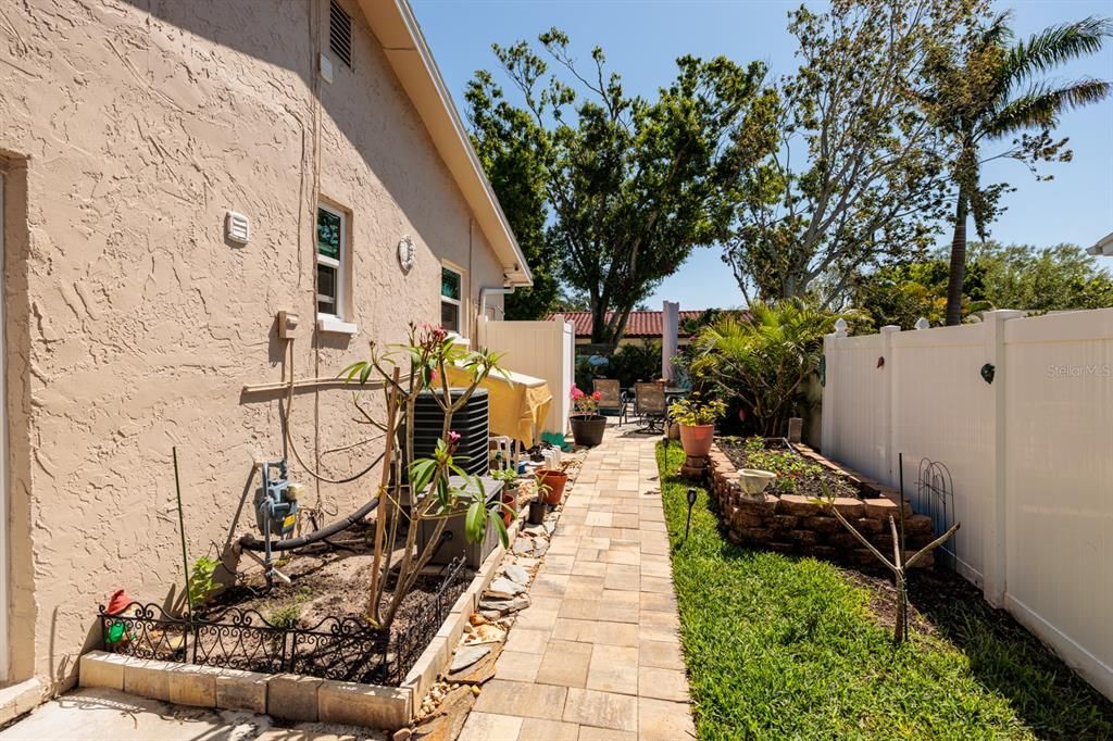 待售: $529,000 (3 贝兹, 2 浴室, 1432 平方英尺)