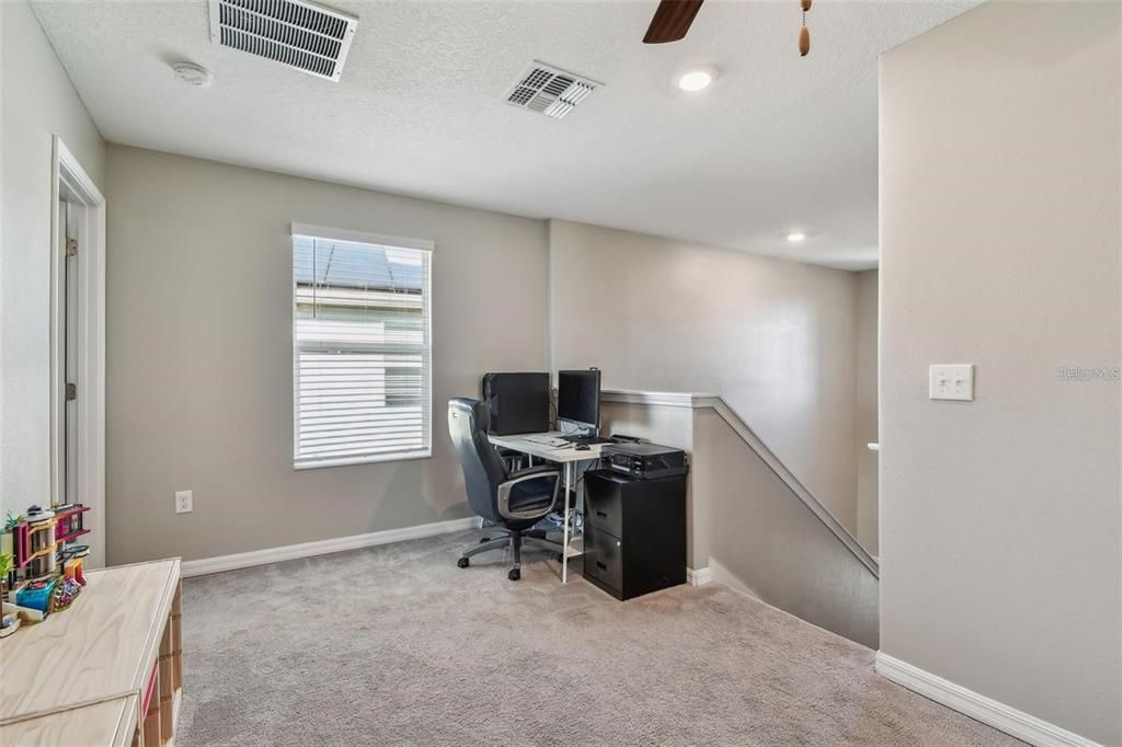 出租: $2,550 (4 贝兹, 2 浴室, 1914 平方英尺)