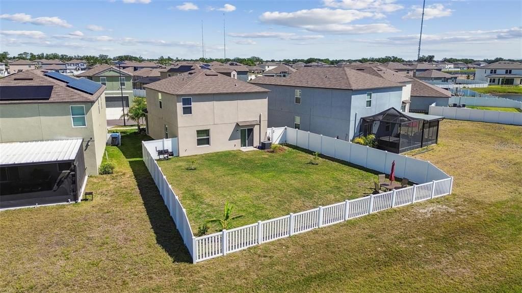 出租: $2,550 (4 贝兹, 2 浴室, 1914 平方英尺)