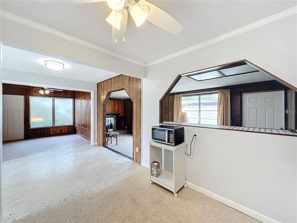 待售: $369,900 (3 贝兹, 2 浴室, 1336 平方英尺)