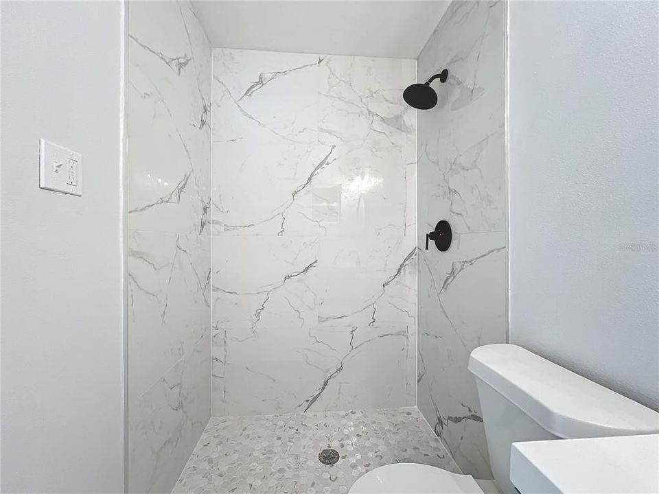 待售: $369,900 (3 贝兹, 2 浴室, 1336 平方英尺)