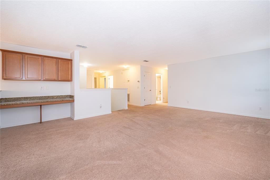 En Venta: $569,000 (5 camas, 3 baños, 4006 Pies cuadrados)