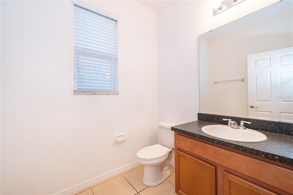 En Venta: $569,000 (5 camas, 3 baños, 4006 Pies cuadrados)