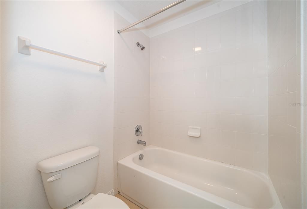 En Venta: $569,000 (5 camas, 3 baños, 4006 Pies cuadrados)